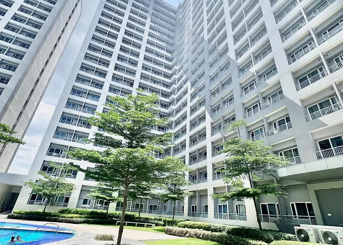 Apartment 9th Queen Size One Bedroom In Grace Residences, Taguig Manila